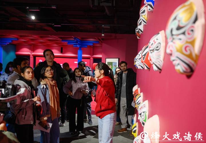 北京朝阳:中外居民体验国粹文化 北京朝阳:中外居民体验国粹文化