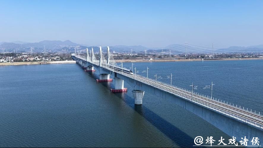 长三角新年第一段高铁新线投运，兰溪东至建德最快22分钟可达